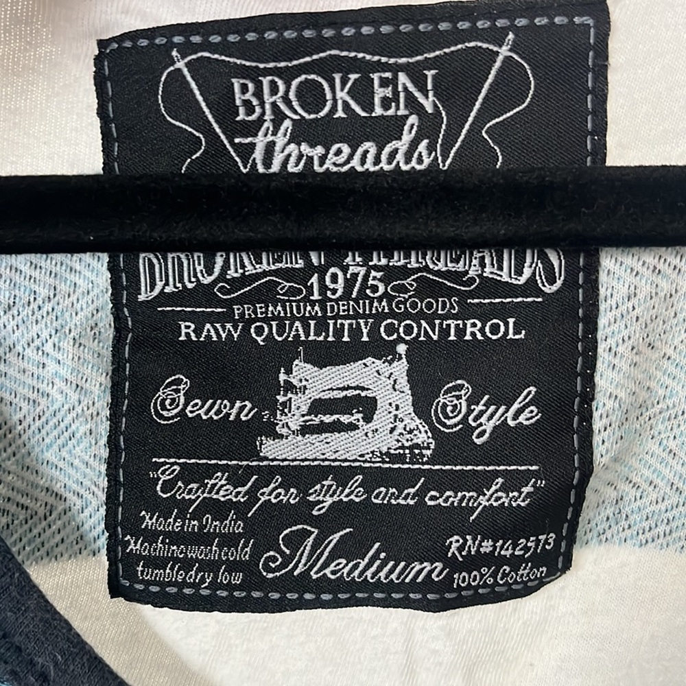 Two Broken Threads Medium Tank Top - Picture 3 of 6